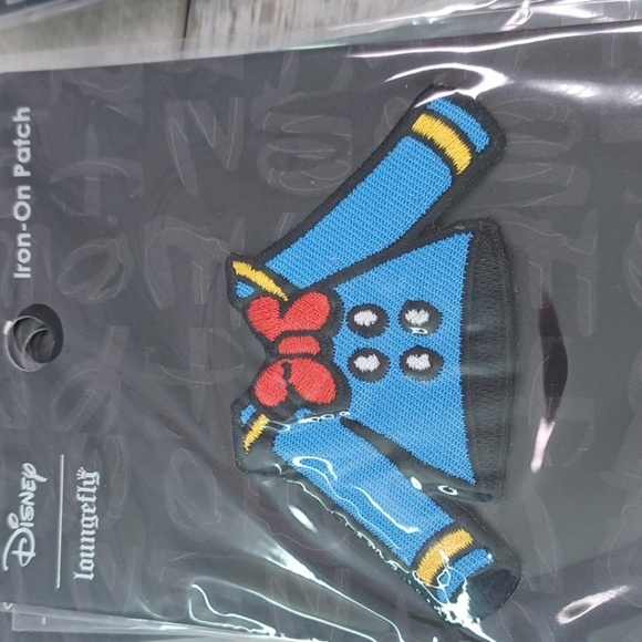 Loungefly 25 Pack Disney Iron On Patches NIP - Picture 4 of 13